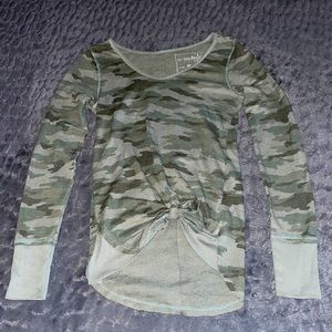 WE THE FREE/ FREE PEOPLE Camo Tie Front XS
